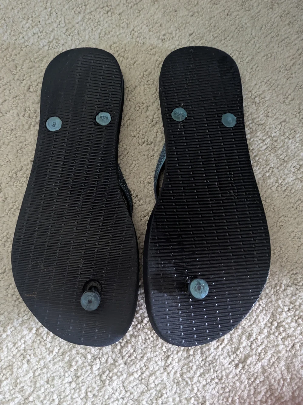 Havaianas Women's Blue Patterned Flip Flops with Gold Accent